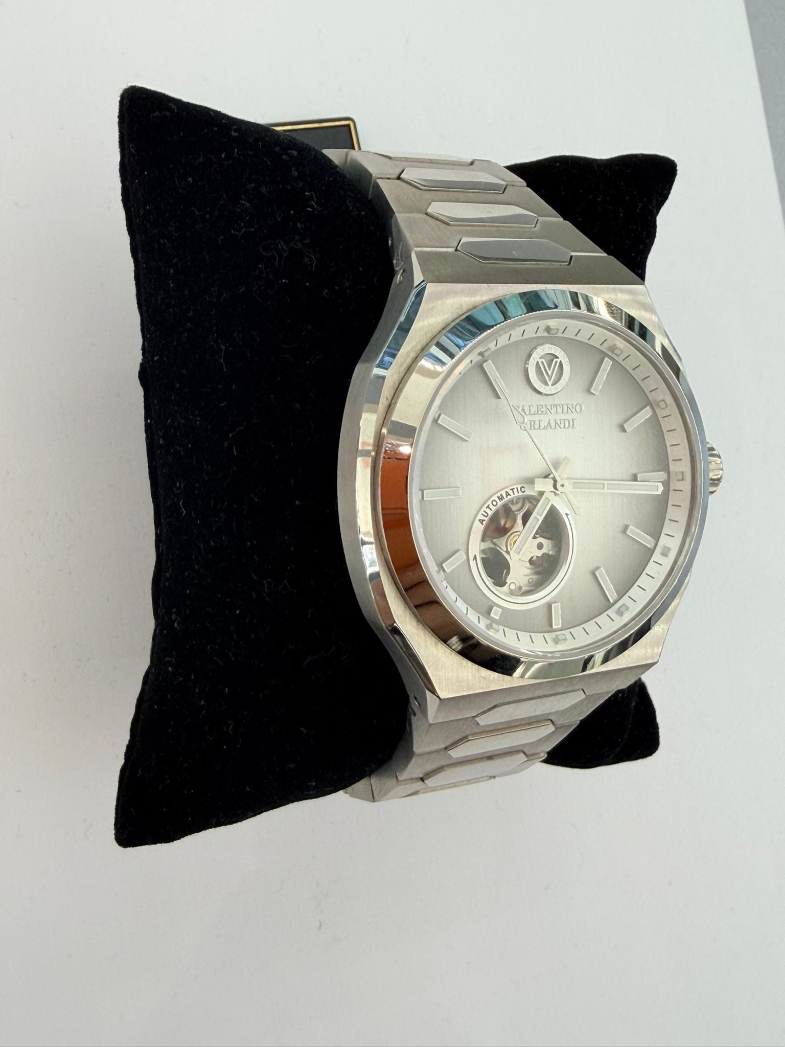 Valentino otomatik